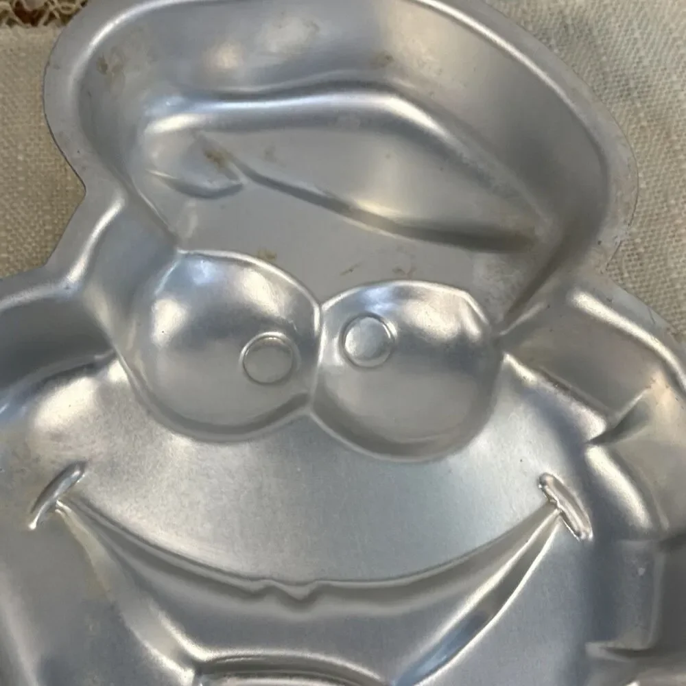 Wilton #502-7415 Cookie Monster Cake Pan Mold Muppets 1977 Aluminum